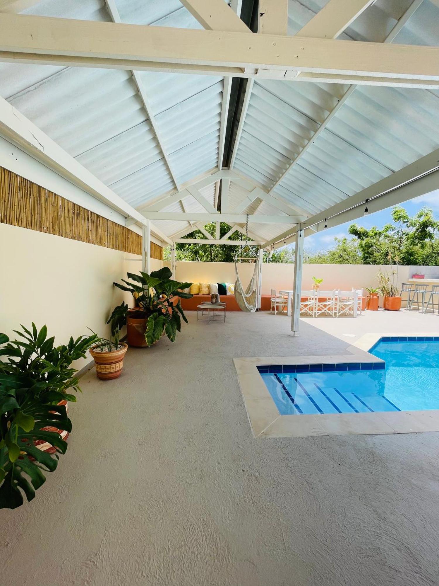 Mini Resort Kaya Verdi Willemstad Exterior photo